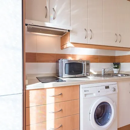Fresca Premium 1 Bedroom Apartment *